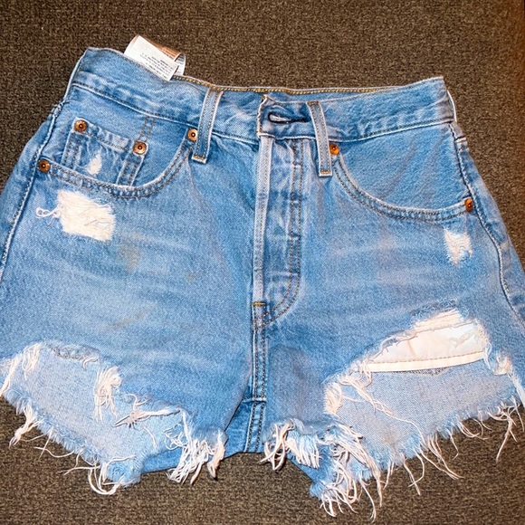 Levi’s 501 shorts in blue denim size 24 - Picture 1 of 2